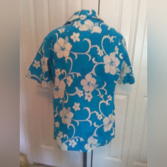 Men's medium Hawaiian shirt - Picture 2 of 5